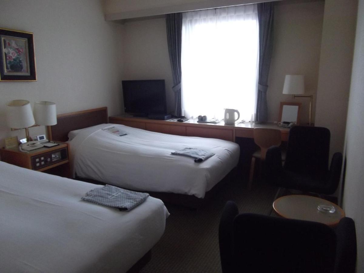 Ichikawa Grand Hotel Extérieur photo