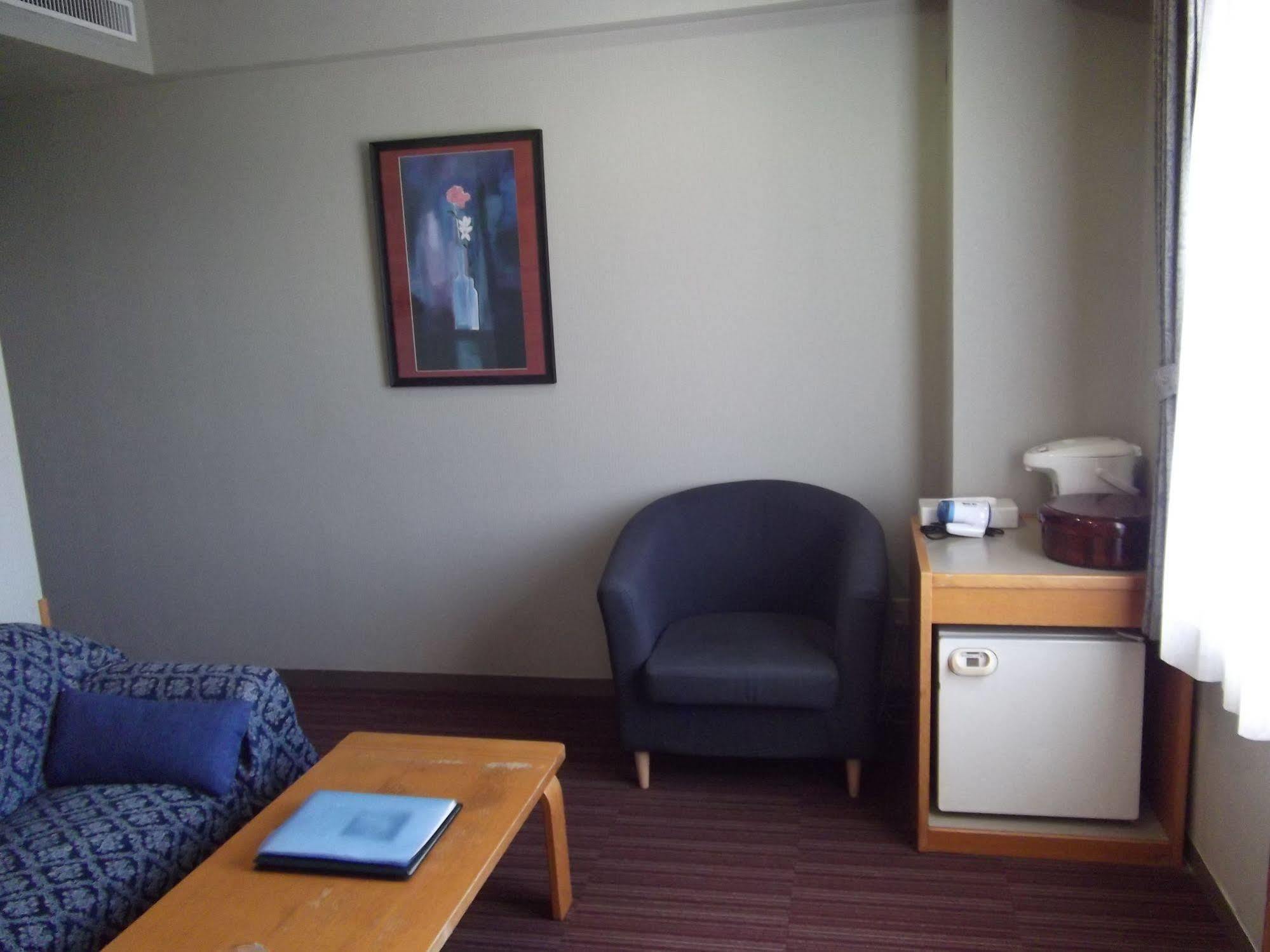 Ichikawa Grand Hotel Extérieur photo