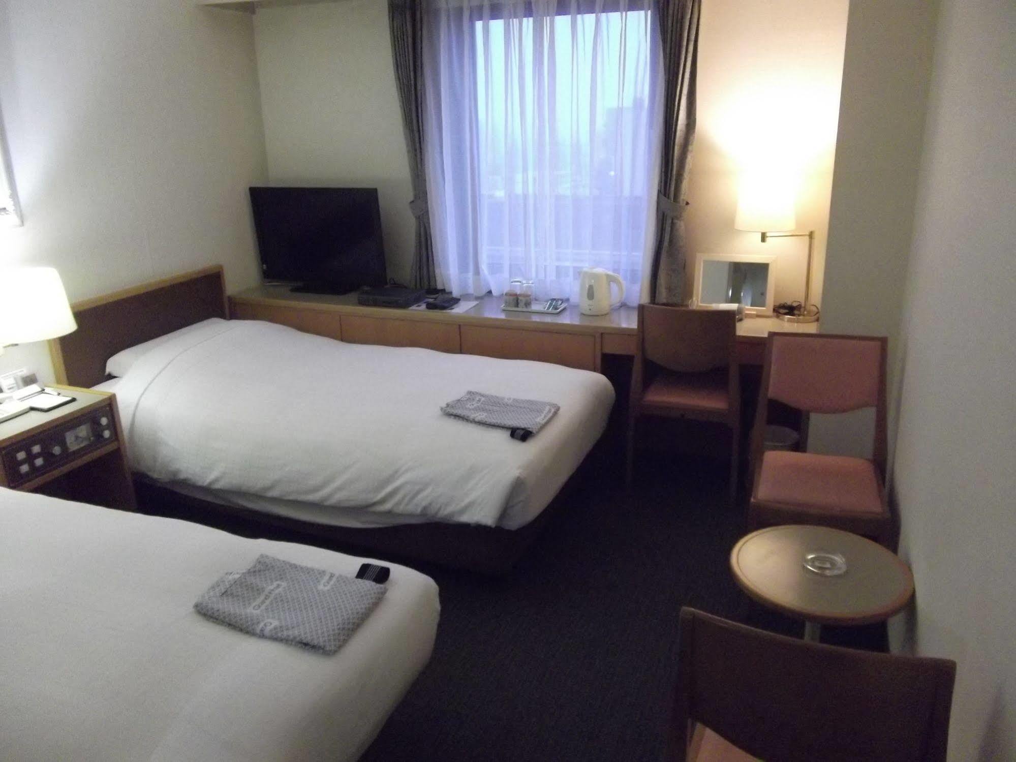 Ichikawa Grand Hotel Extérieur photo