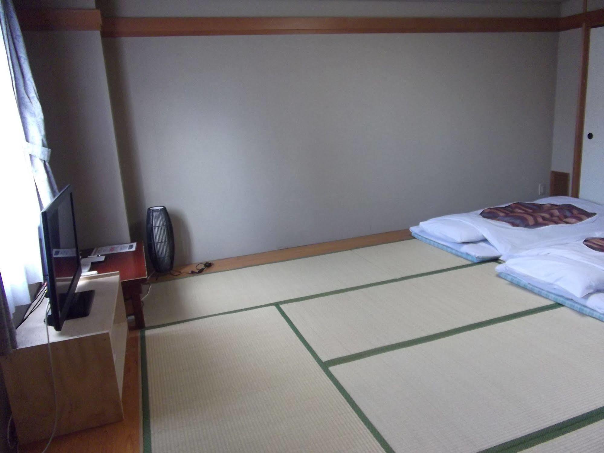 Ichikawa Grand Hotel Extérieur photo